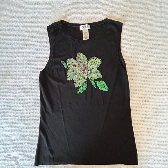 Nomi women’s Size Medium Black Tank Top Sequin Floral knit layering pretty *Read - Picture 5 of 10